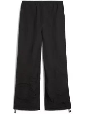 Pantalonii pentru doamne PUMA WARDROBE ESS PARACHUTE WOVEN PANTS OP 632044-01 NEGRU